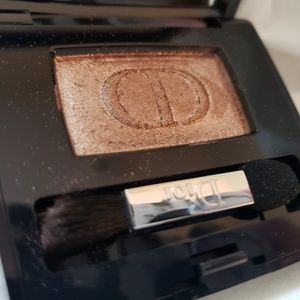 Dior Single Eyeshadow (FREE MASK!)